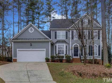 It contains 3 bedrooms and 2 bathrooms. . Zillow carrboro